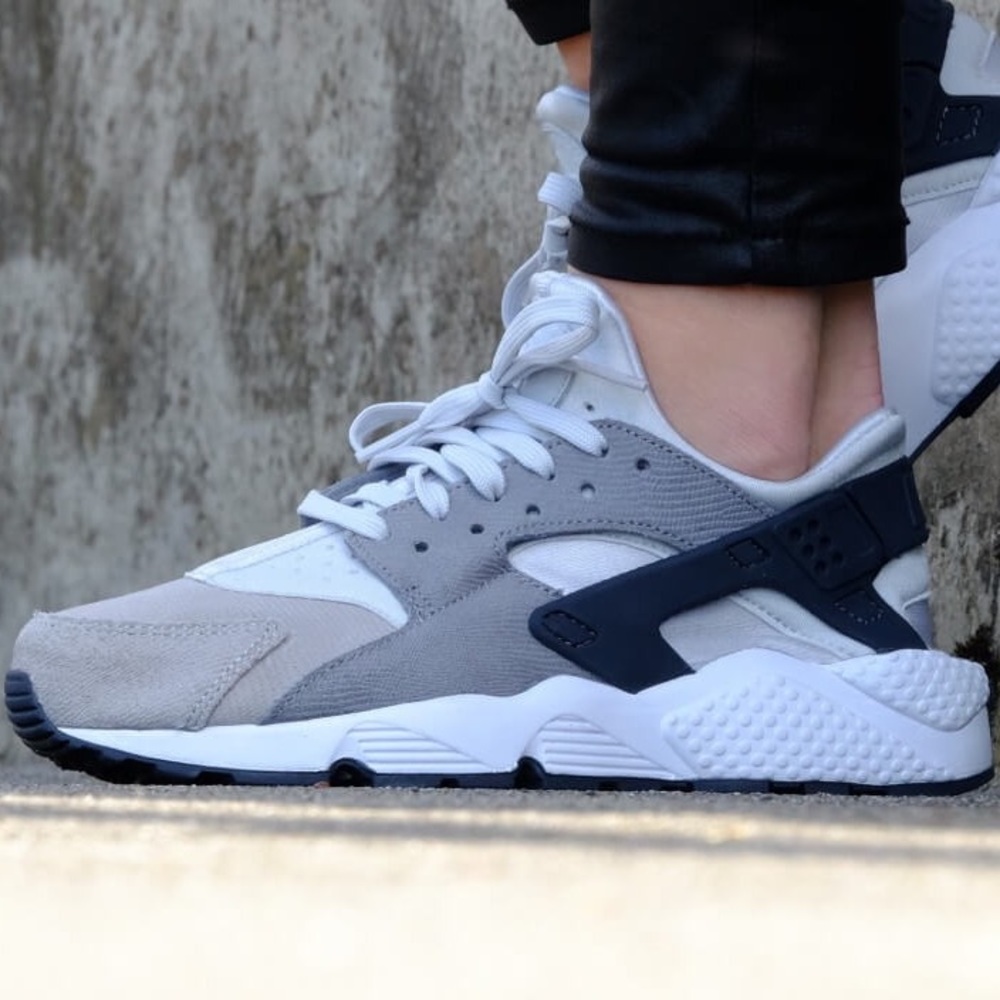Nike Womens Air Huarache